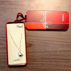 Fossil NWT Freedom Bird Necklace